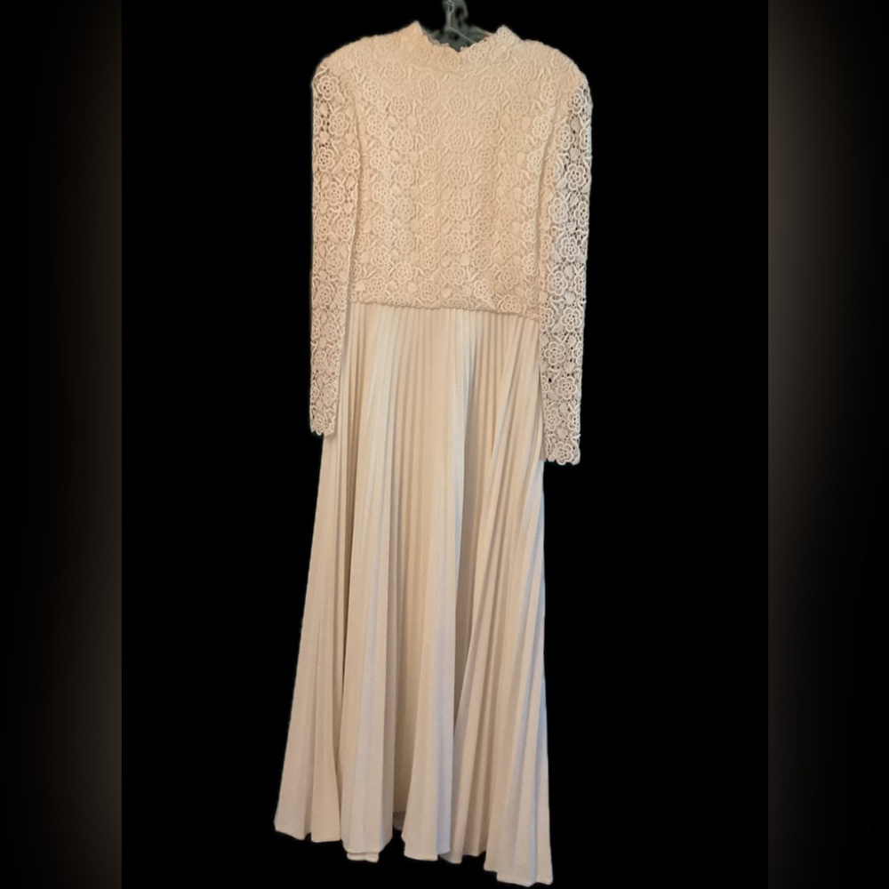 Vintage Ivory Pleated Formal Maxi Dress Long-Sleeved